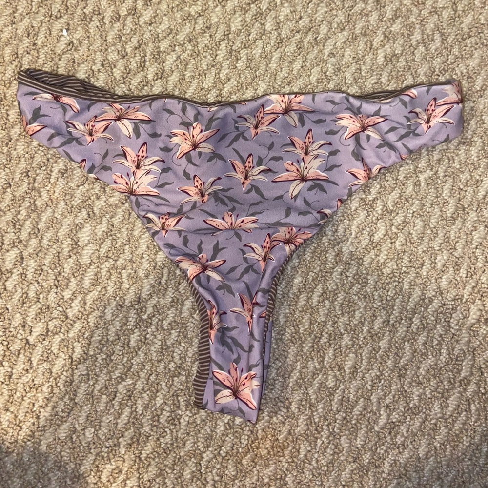 Acacia Brazil bottoms